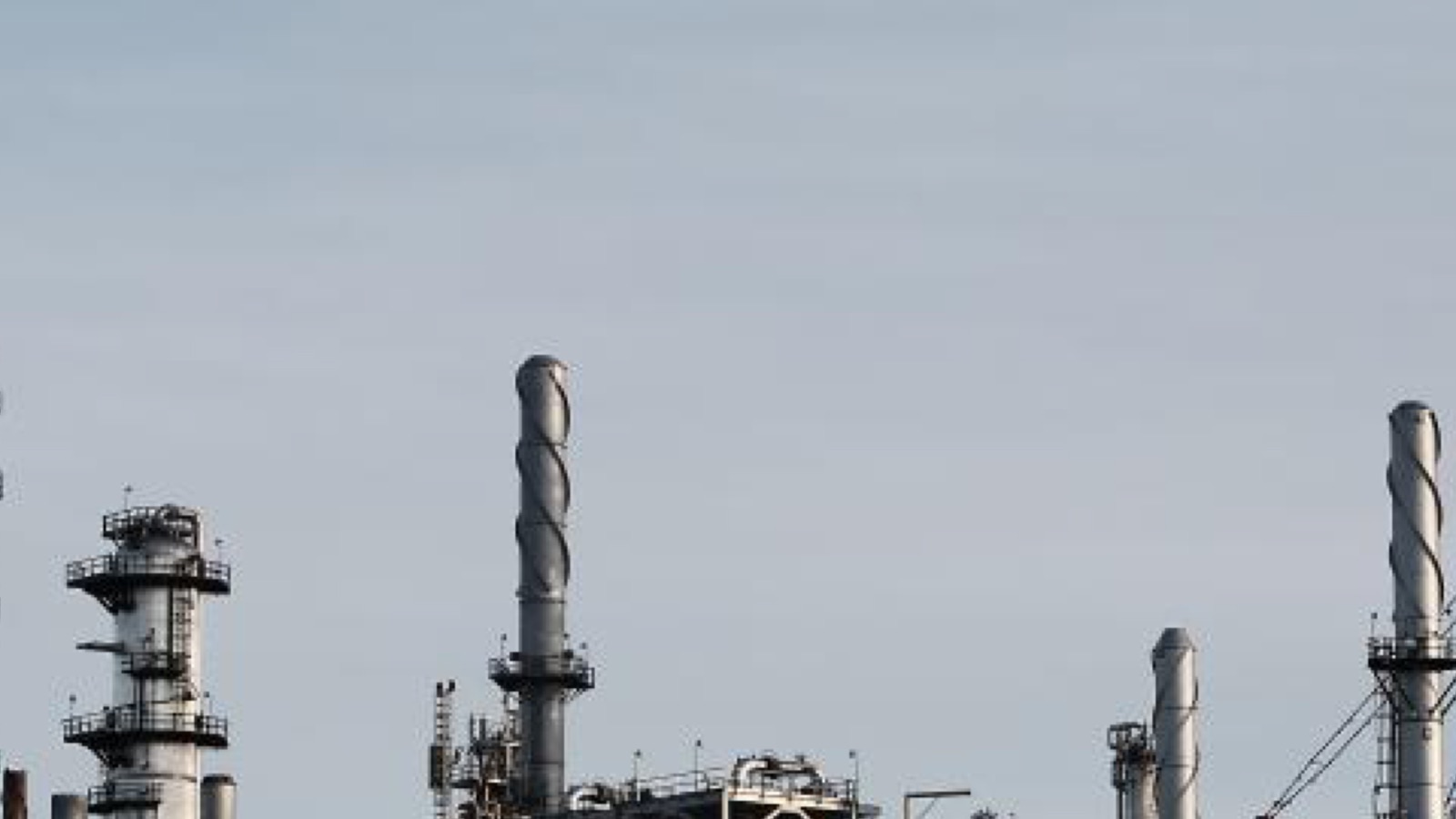 Impianto industriale visto dall’esterno